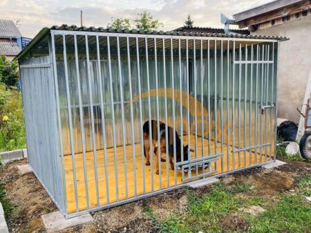 Ocynkowany kojec dla psa 3×2 ściany pokryte blachą