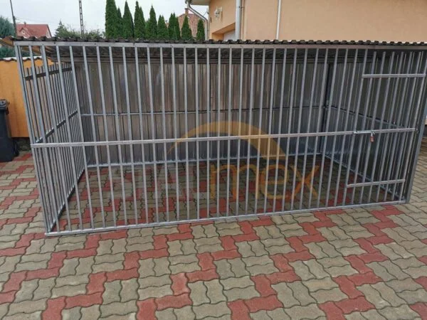 Ocynkowany kojec dla psa 4×2 ściany pokryte blachą - obrazek 2