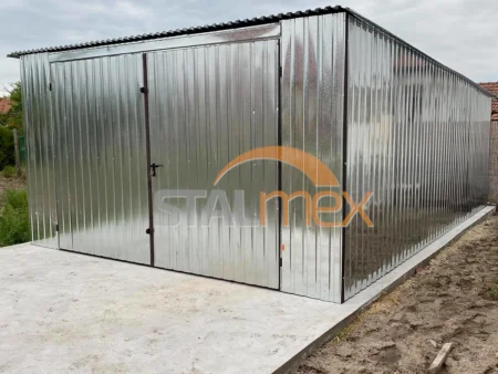 Garaż blaszany 4×6×2,18 - ocynk, spad dachu do tyłu, brama dwuskrzydłowa