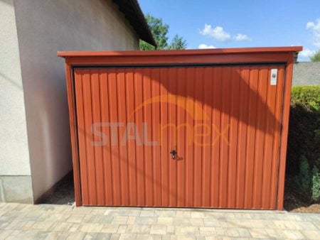Garaż blaszany 3×6×2,18- BTX 8004 ceglasty MAT, spad dachu do tyłu, brama uchylna