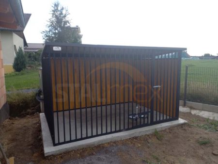 Kojec dla psa zabudowany drewnem 3x2