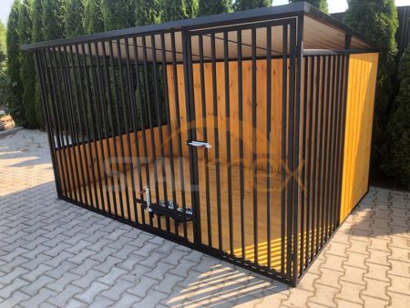 Kojec dla psa zabudowany drewnem 3×2 z drewnianą podłogą