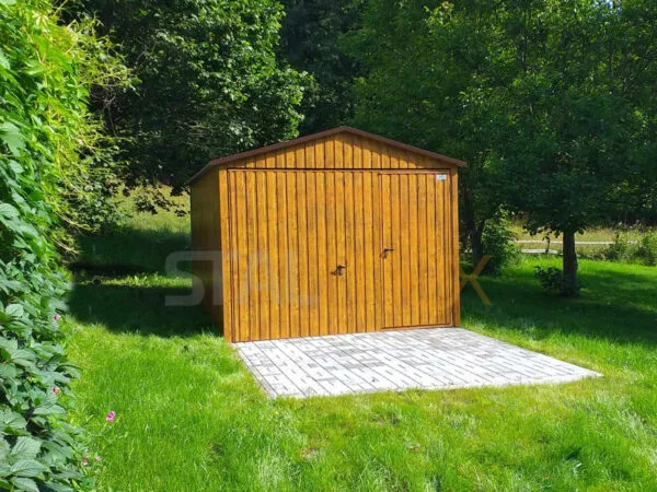 Garaż blaszany drewnopodobny 3×5×2,5 - złoty dąb, dach dwuspadowy, brama uchylna - obrazek 3